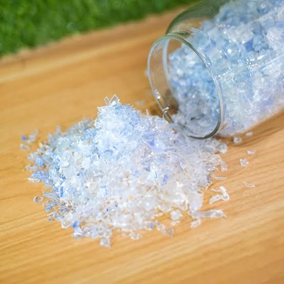 Recycled PET Flakes (Cold Washed) – Clear Mixed Light Blue Grade